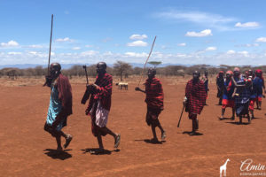 masai-warriors-village-visit-amin-kenia-safaris